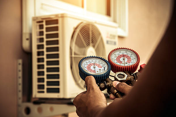 Professional Ac Installation technician working in Black Earth, WI